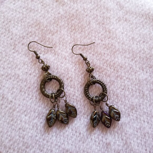 New Handmade Earrings with cryatals - Picture 3 of 6